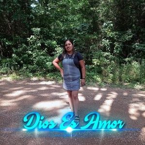 Meet your Posher, Juana